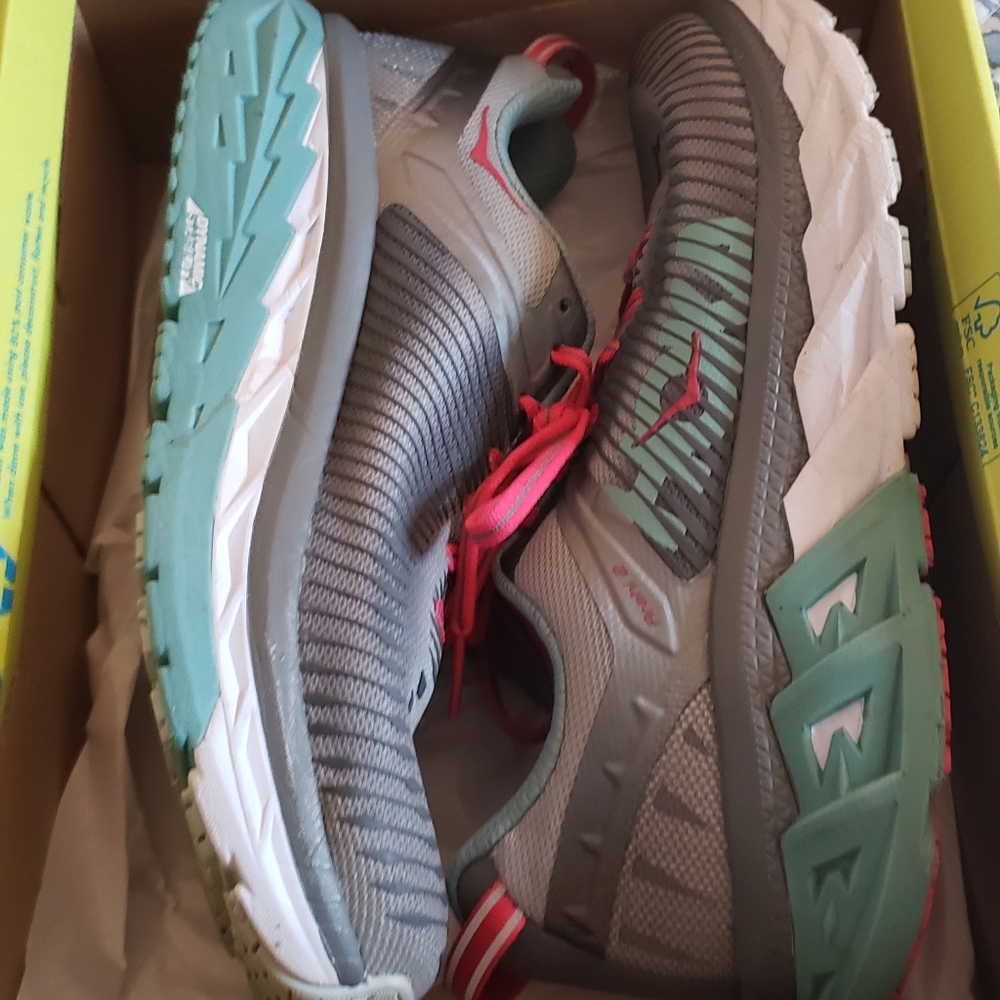 Women's Arahi 2 running shoe